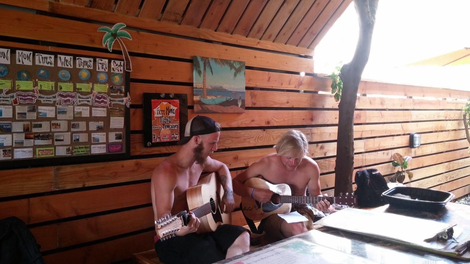The Beach Waikiki Boutique Hostel هونولولو المظهر الخارجي الصورة