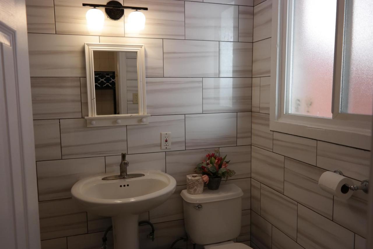 The Beach Waikiki Boutique Hostel هونولولو المظهر الخارجي الصورة
